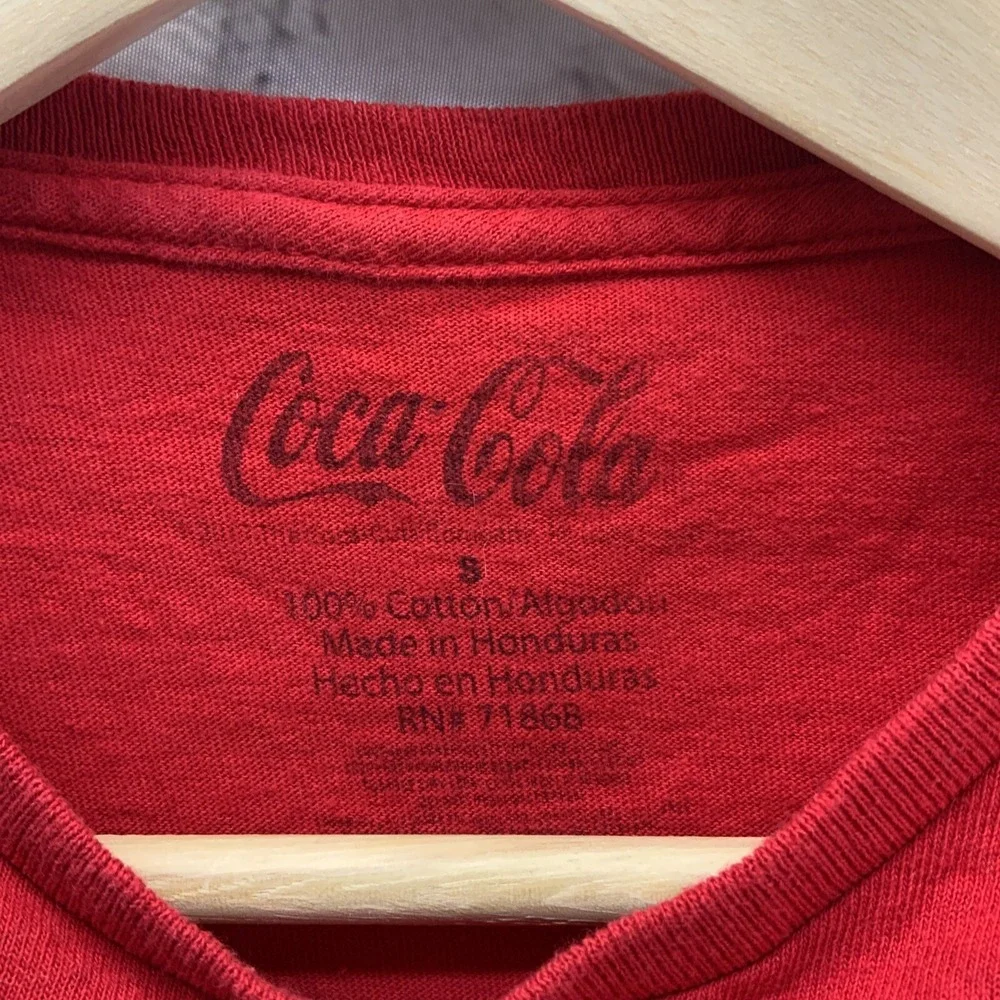 Coca Cola T Shirt Sz‎ S Red Logo Advertising Classic